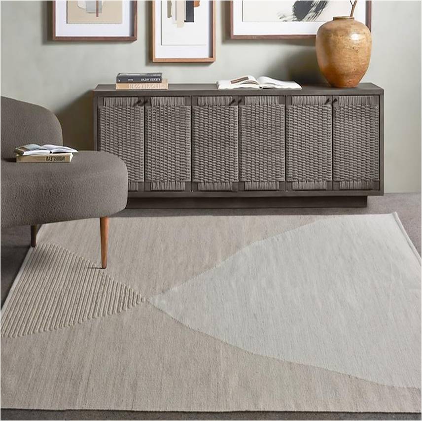 Crescent Handwoven Wool Rug
