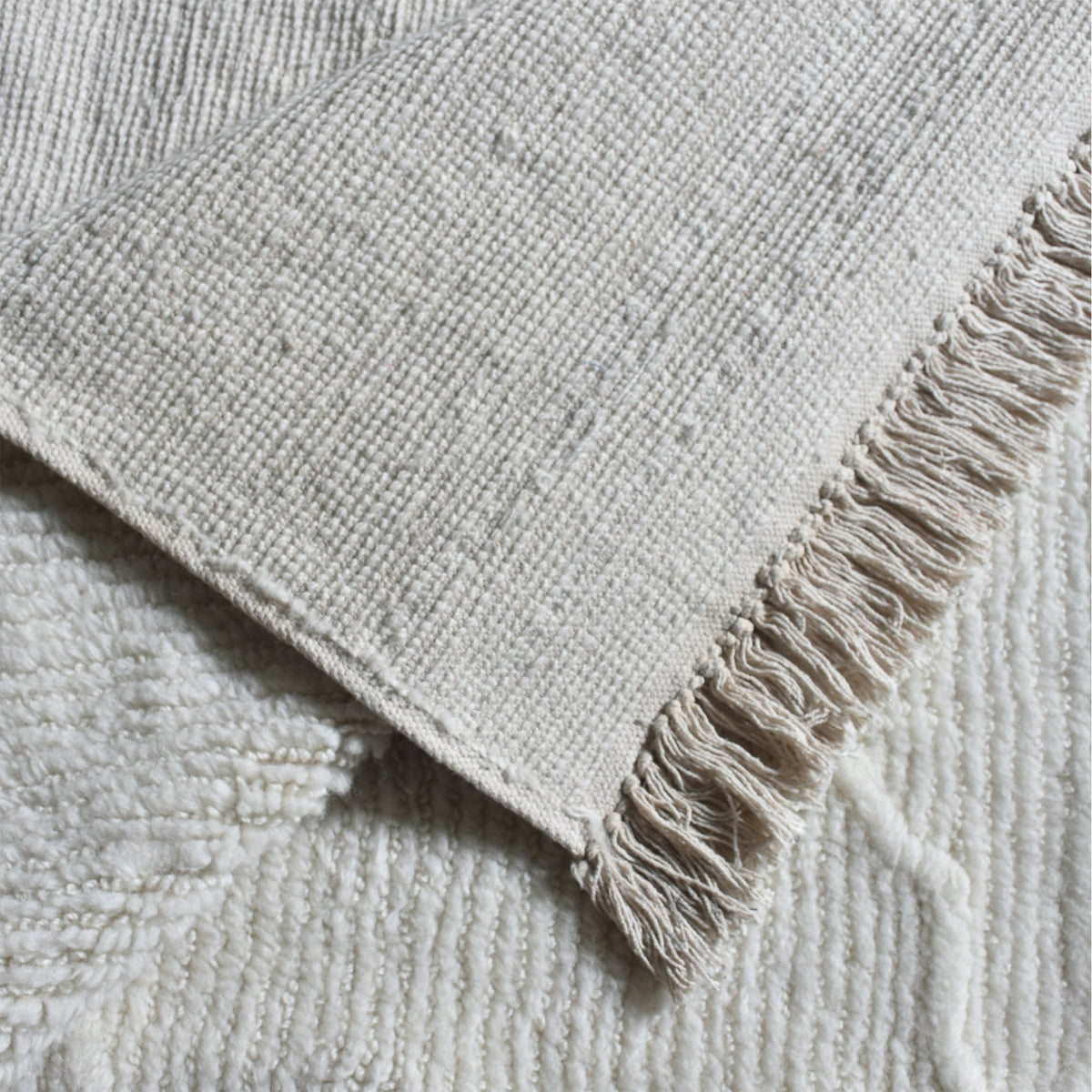 Lace Tufted Wool Rug